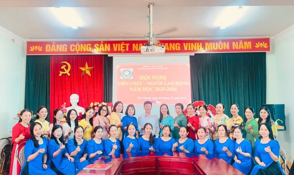 HỘI NGHỊ CÔNG NHÂN VIÊN CHỨC NGƯỜI LAO ĐỘNG NĂM HỌC 2025 - 2026