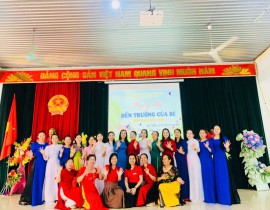 Tập thể cán bộ GVNV nhà trường